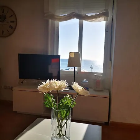 Apartment Apartamento Roca Chica Beach A Torremolinos