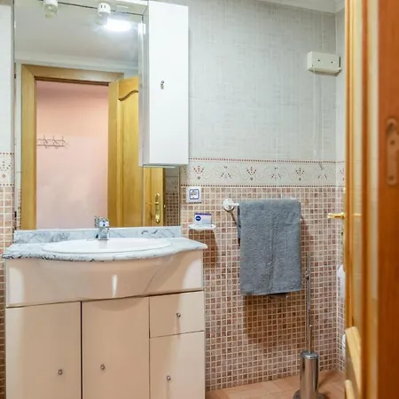 Apartamento Roca Chica Beach A * Torremolinos